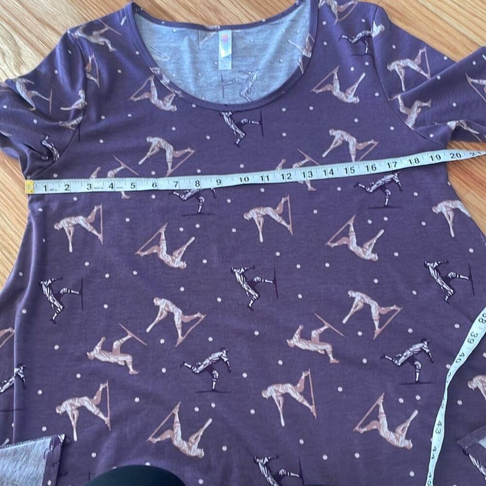 LuLaRoe Perfect T Purple Baseball Print - Size Medium - Picture 7 of 7